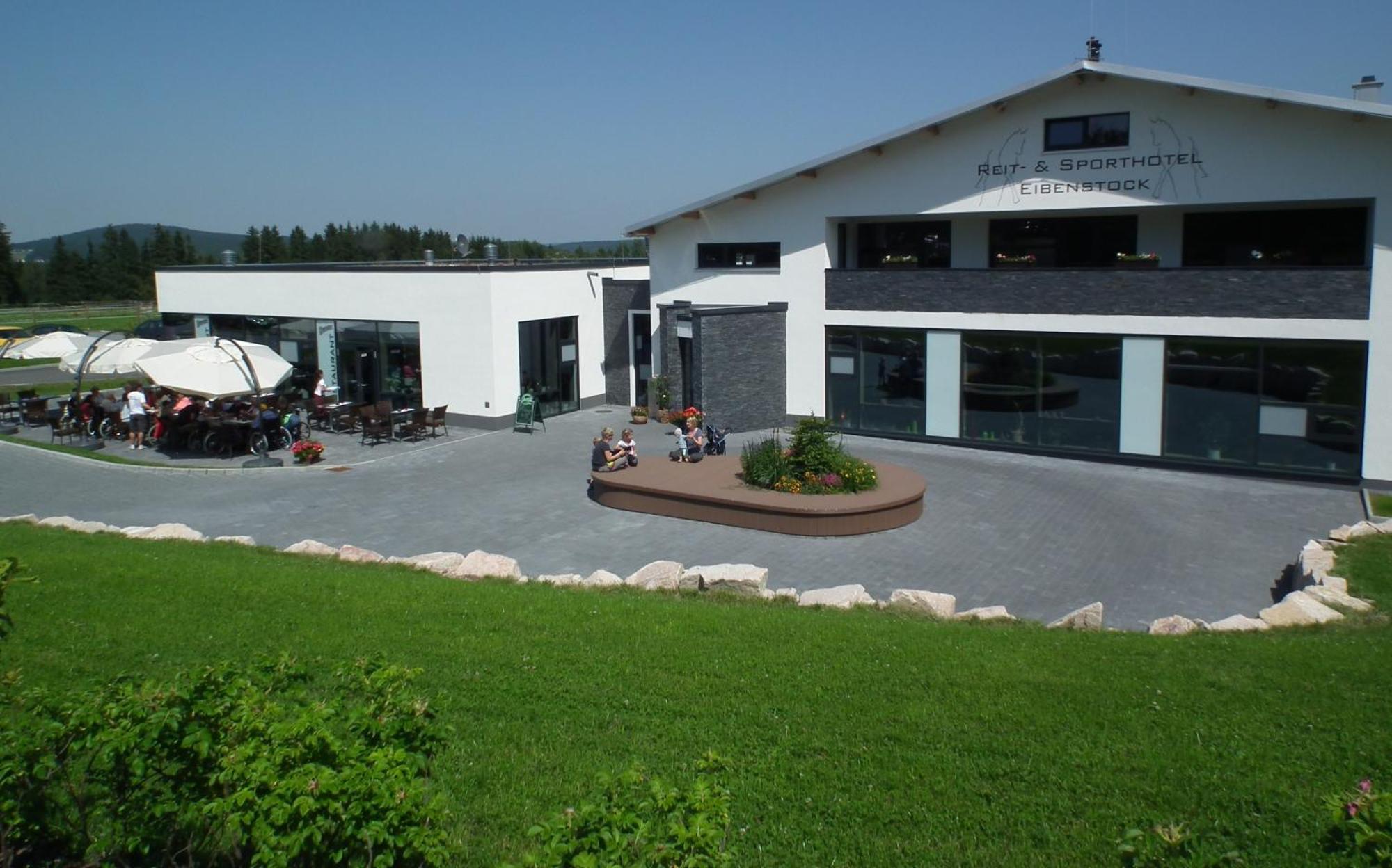 Reit- Und Sporthotel Айбенщок Екстериор снимка